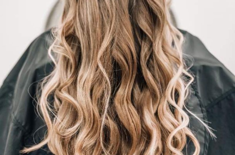 long-blond-hair-with-balayage